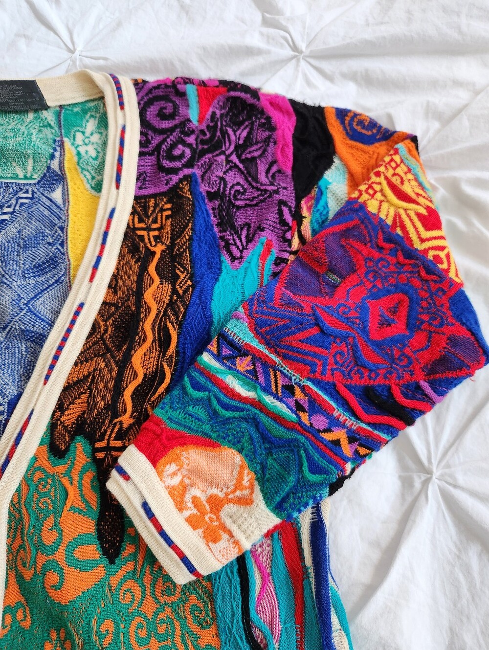 Vintage COOGI Australia 3D Knit Cardigan – Size S - Picture 4 of 11